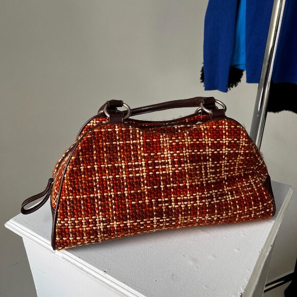 Vintage-Inspired Tweed & Leather Handbag – A Fall/Winter Must-Have! - Picture 3 of 8